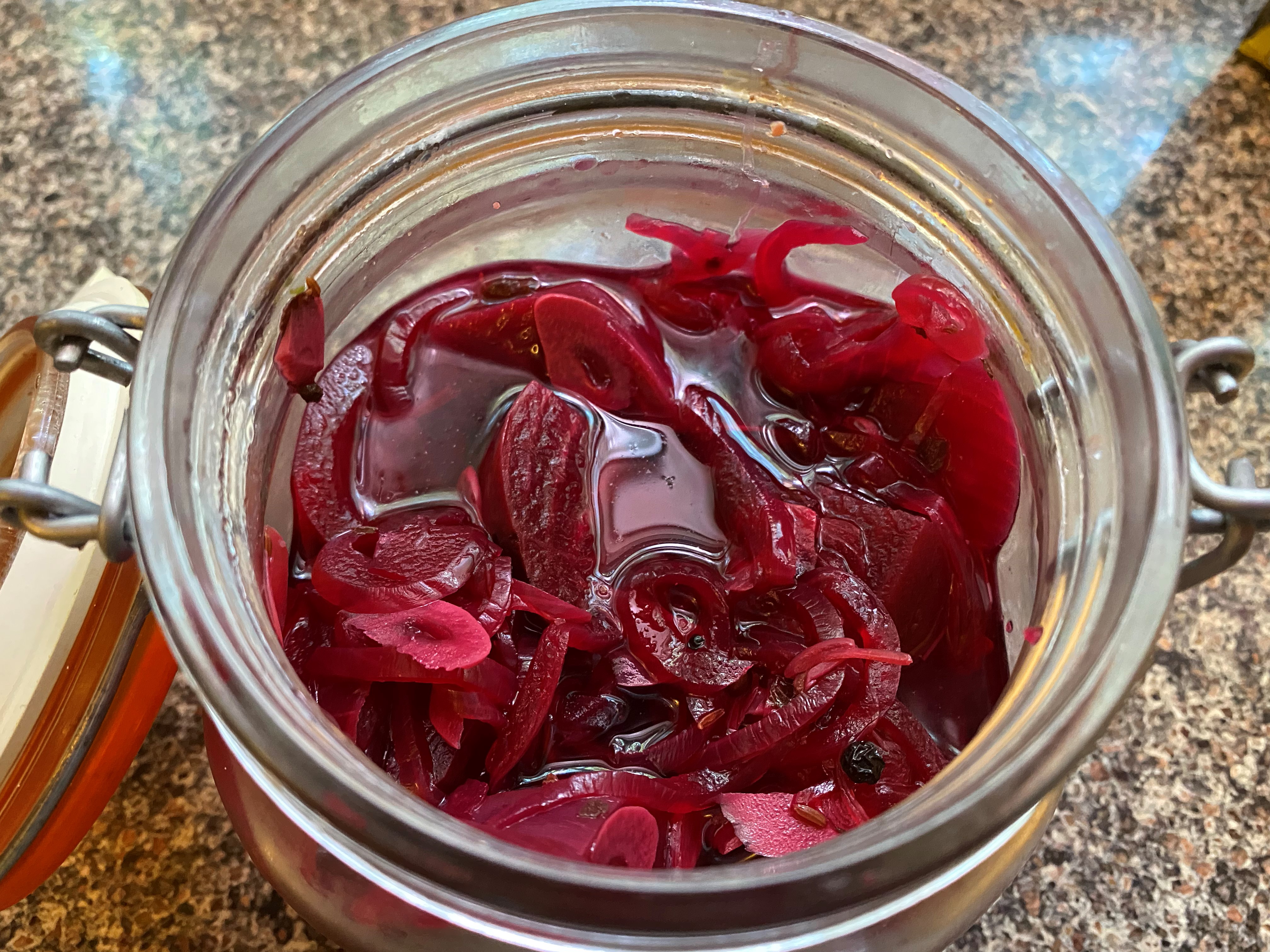 /food/pickled-red-onions.jpg